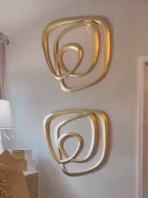 Onregelmatige gouden abstracte wanddecoratie